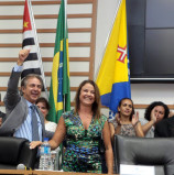 Posse do prefeito de Barueri, Rubens Furlan, lota Câmara Municipal
