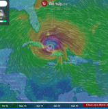 Furacão Irma, categoria 5, passa por Caribe, destruindo e caminha para Miami/Flórida, EUA. Itamarati cria serviço de apoio aos brasileiros.