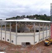 Arena de Esportes em Santana de Parnaíba recebe cobertura e obra entra na reta final