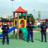 Guarda Municipal de Barueri interdita brinquedos em praças públicas