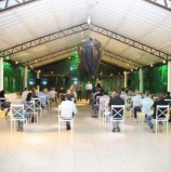 Representantes de residenciais de Alphaville, Tamboré e Aldeia da Serra se reúnem no Espaço Savana para conhecer os candidatos indicados pelo prefeito Elvis