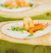 Camarão ao Catupiry no Coco Verde é o novo prato especial da sexta-feira no Festival do Pescado e Frutos do Mar Ceagesp