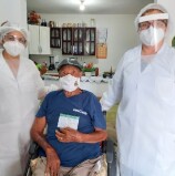 Santana de Parnaíba: início da vacinação de idosos atendidos pelo SAD. Amanhã, acima de 90 anos por agendamento