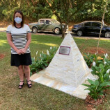 Inaugurada a Praça do Memorial às vítimas da Covid-19, no Parque Ecológico de Alphaville nesta manhã, pela primeira dama Sônia Furlan