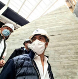 Prefeito Furlan faz visita técnica com convidados hoje de manhã na Praça das Artes em fase de conclusão