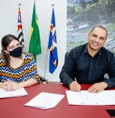 Santana de Parnaíba – Prefeito Marcos Tonho assina contrato da nova UBS do Ingaí