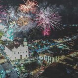 Natal de Luz e Feira de Natal da Mulher Empreendedora acontecem a partir desta sexta-feira (2/12) em Santana de Parnaíba