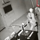 Casa no Residencial Melville, Alphaville, é assaltada por vizinhos que alugaram uma casa no residencial