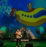 Parque Shopping Barueri comemora Dia das Crianças com espetáculo de música dos Beatles