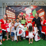 Santana de Parnaíba – Prefeito Marcos Tonho participa de entrega de Sacolinhas de Natal em Santana de Parnaíba