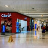 Policiais da 2a. DP de Barueri prendem hoje um dos autores de roubo à loja da Claro no Shopping Tamboré em janeiro deste ano
