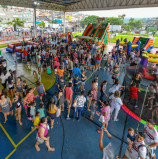 Crianças se divertem em festa no CEU das Artes de Santana de Parnaíba